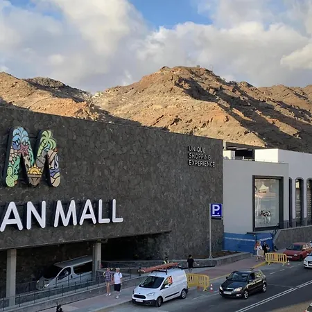 Vakantiehuis Comfortable Duplex Near The *