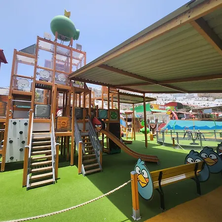 Vakantiehuis Comfortable Duplex Near The