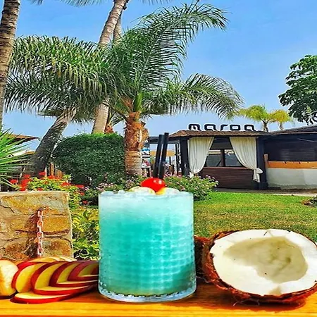 Dom wakacyjny Stylish And Comfortable Duplex Near Swimming Pool *